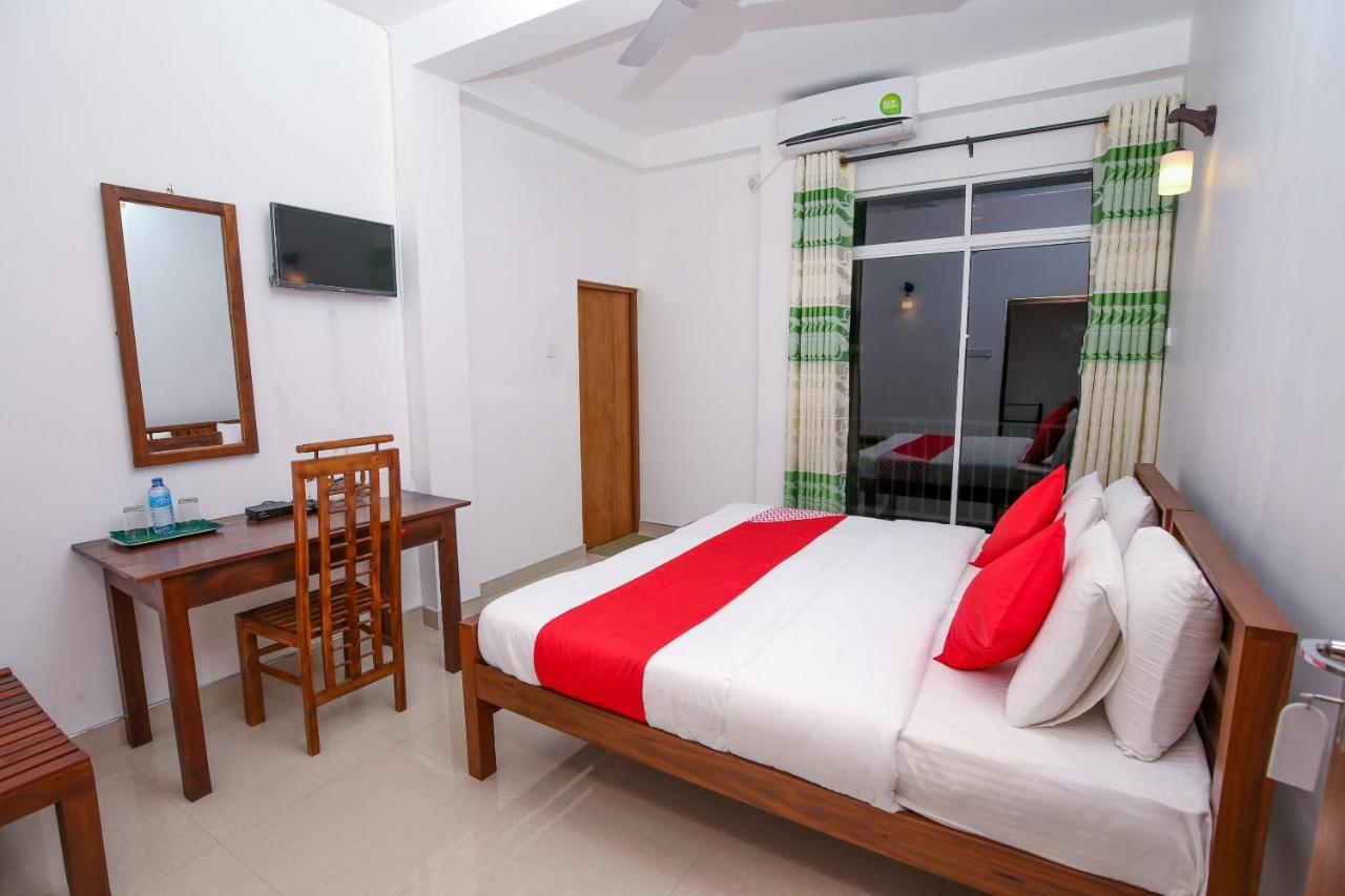 Oyo 438 Sarala Residence Hotel Κάντι Εξωτερικό φωτογραφία