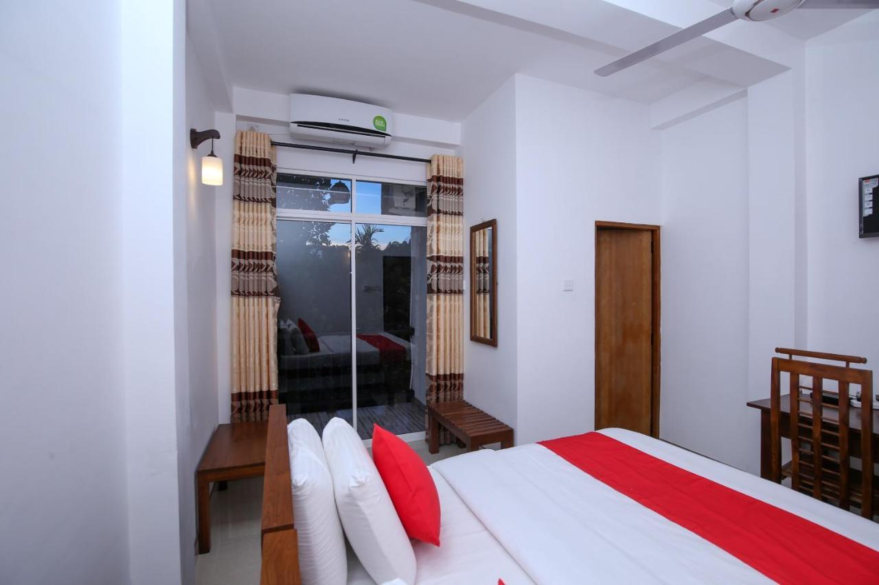 Oyo 438 Sarala Residence Hotel Κάντι Εξωτερικό φωτογραφία