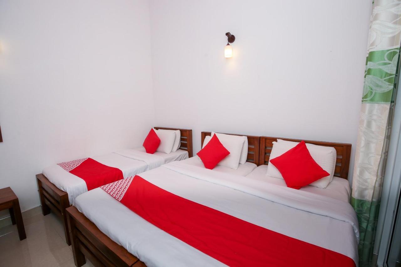 Oyo 438 Sarala Residence Hotel Κάντι Εξωτερικό φωτογραφία