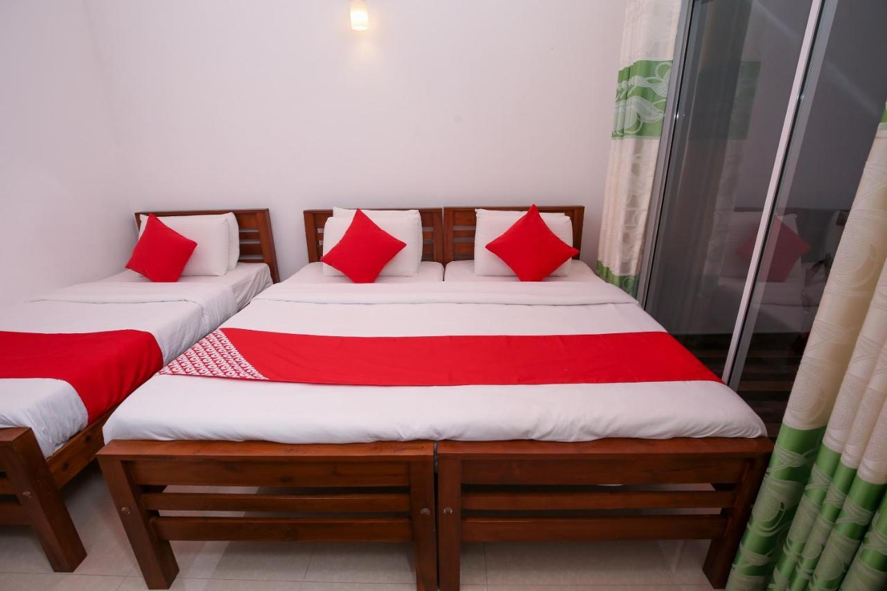 Oyo 438 Sarala Residence Hotel Κάντι Εξωτερικό φωτογραφία